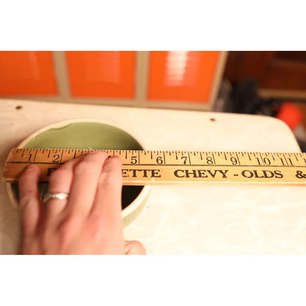 Americana General Sage Green Stoneware Mixing Bowl‎ Embossed Geometric 5.5 Inch